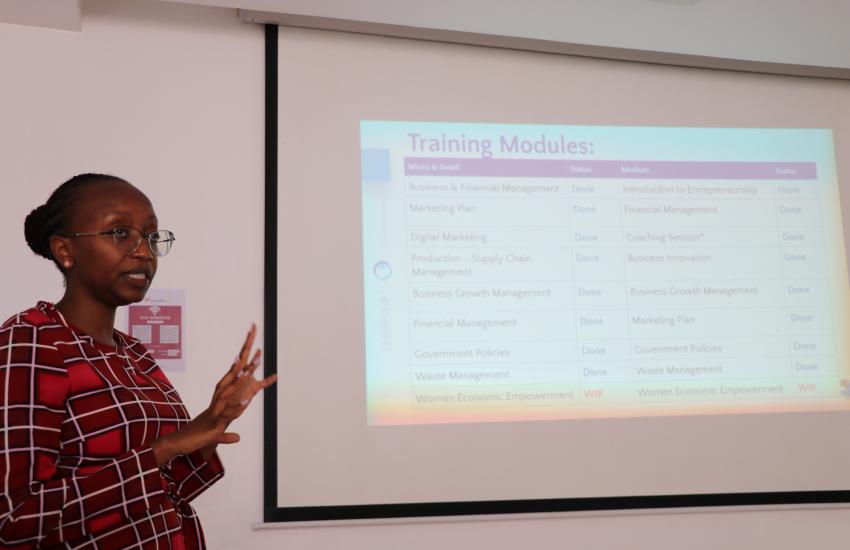 Ms. Catherine Mwangi of Technoserve makes presentation during workshop